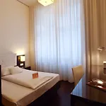Hotel The Pure, Frankfurt, A Member Of Design