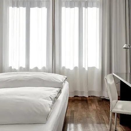 Hotel The Pure, Frankfurt, A Member Of Design 4*