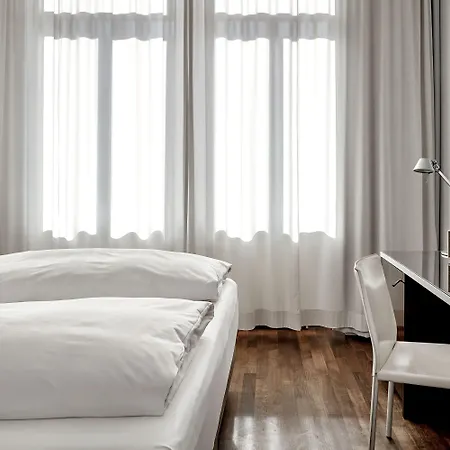 The Pure, Frankfurt, A Member Of Design Ξενοδοχείο