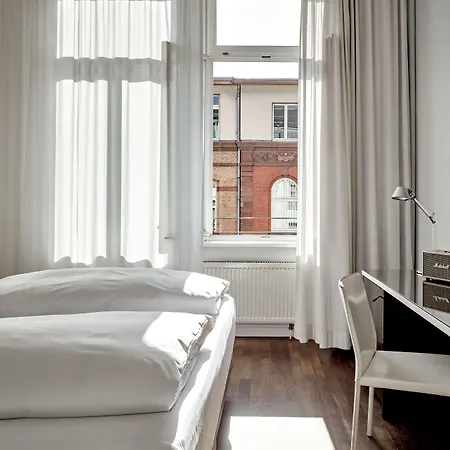 The Pure, Frankfurt, A Member Of Design 4* Frankfurt am Main