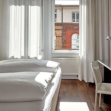 The Pure, Frankfurt, A Member Of Design 4* 美因河畔法兰克福