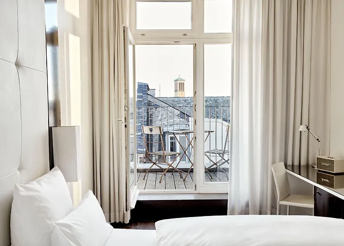 The Pure, Frankfurt, A Member Of Design Hotel 4*