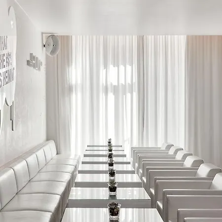 The Pure, Frankfurt, A Member Of Design Hotel 4*